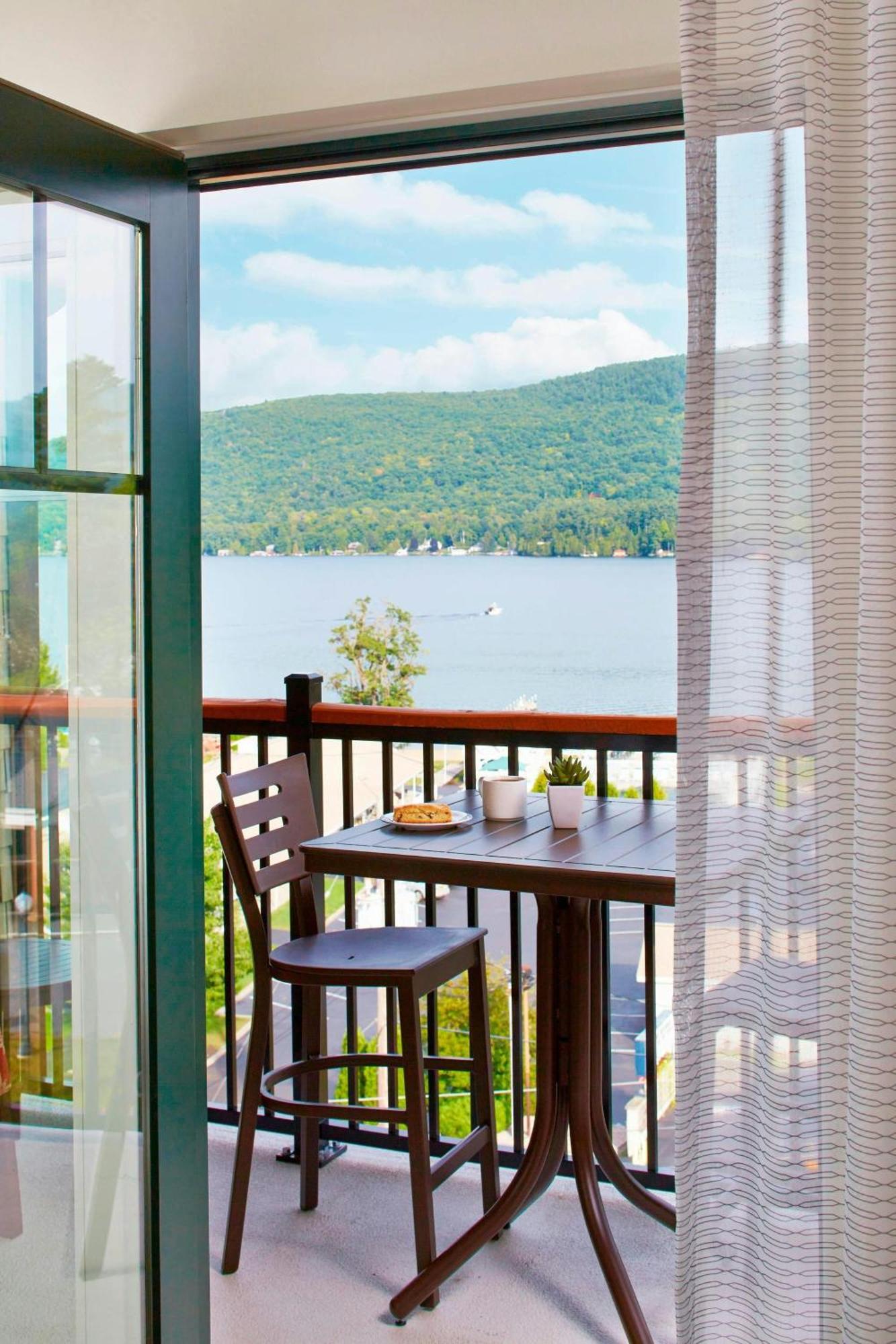 Courtyard By Marriott Lake George Buitenkant foto