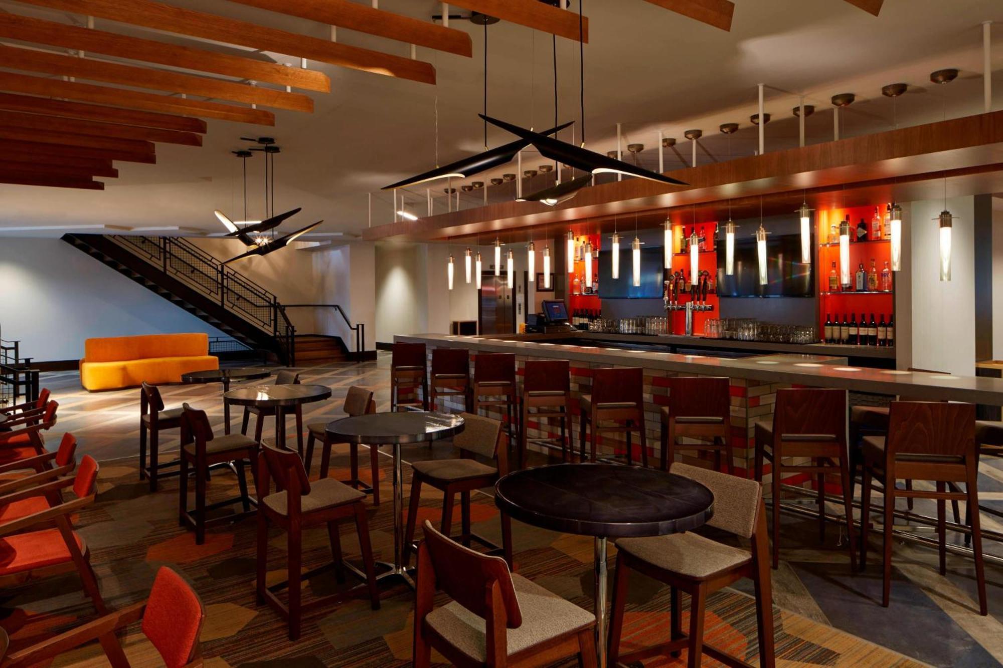 Courtyard By Marriott Lake George Buitenkant foto