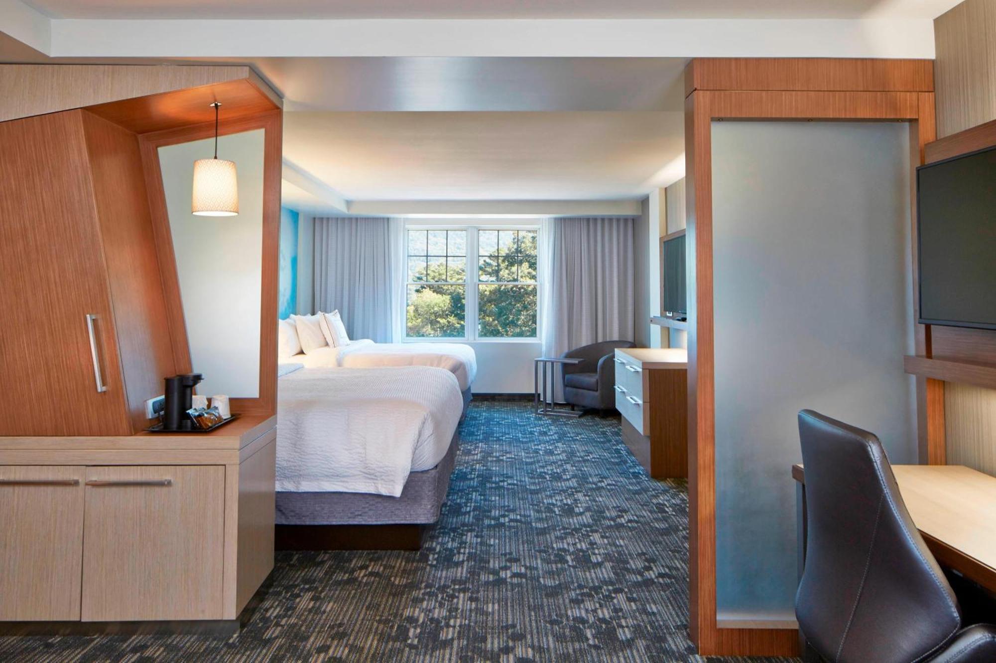 Courtyard By Marriott Lake George Buitenkant foto