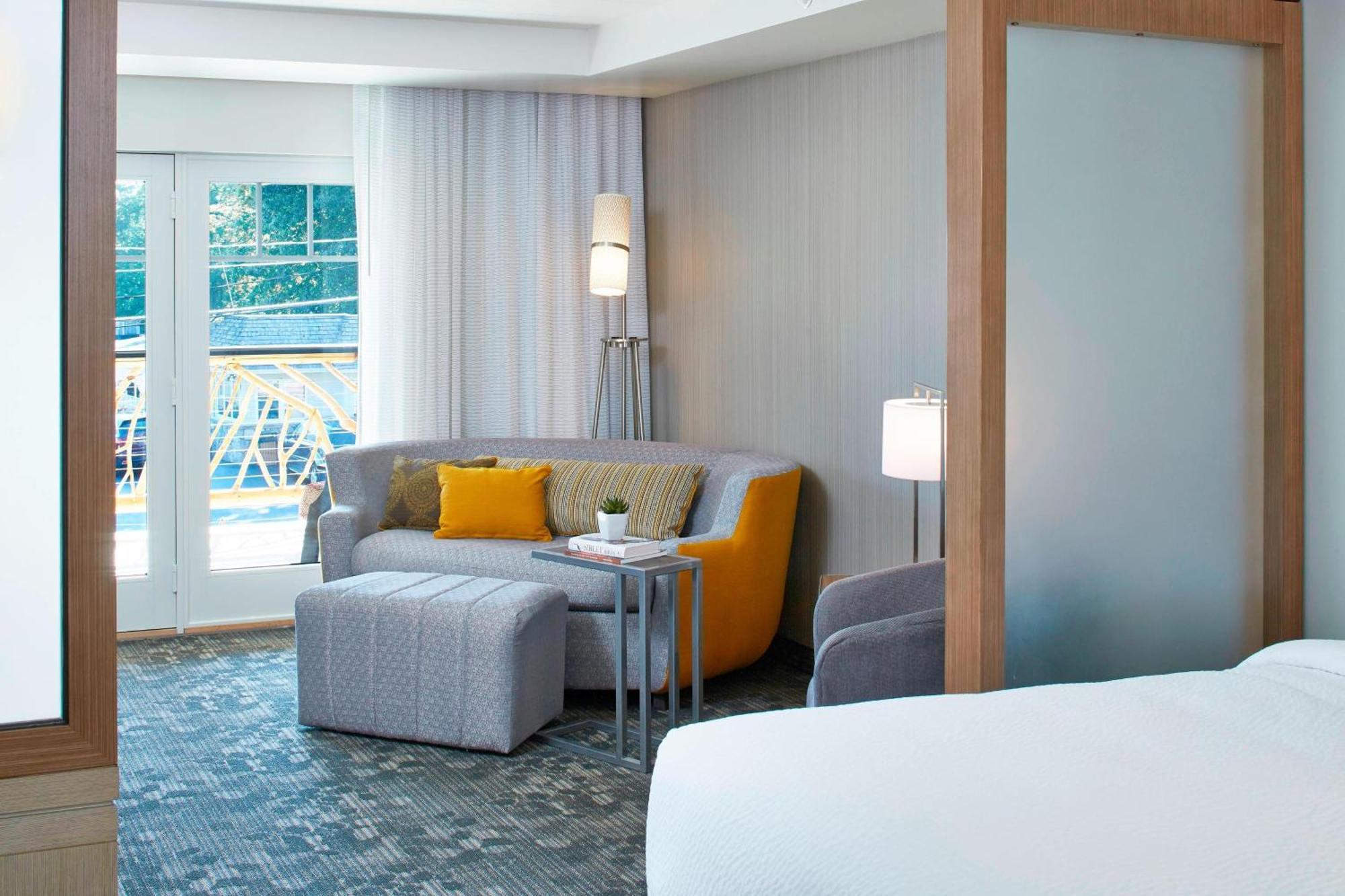 Courtyard By Marriott Lake George Buitenkant foto