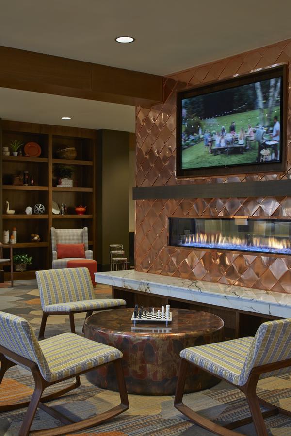 Courtyard By Marriott Lake George Buitenkant foto