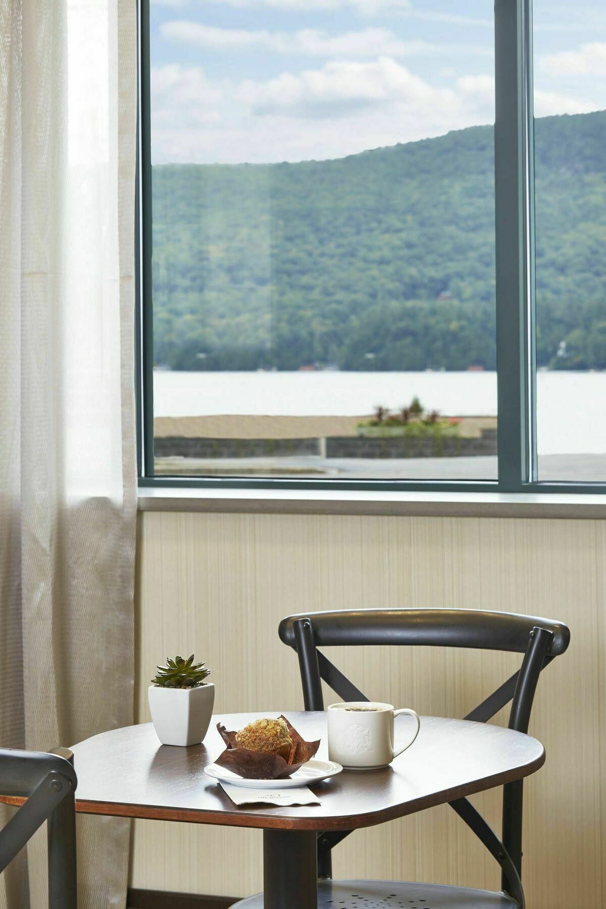 Courtyard By Marriott Lake George Buitenkant foto