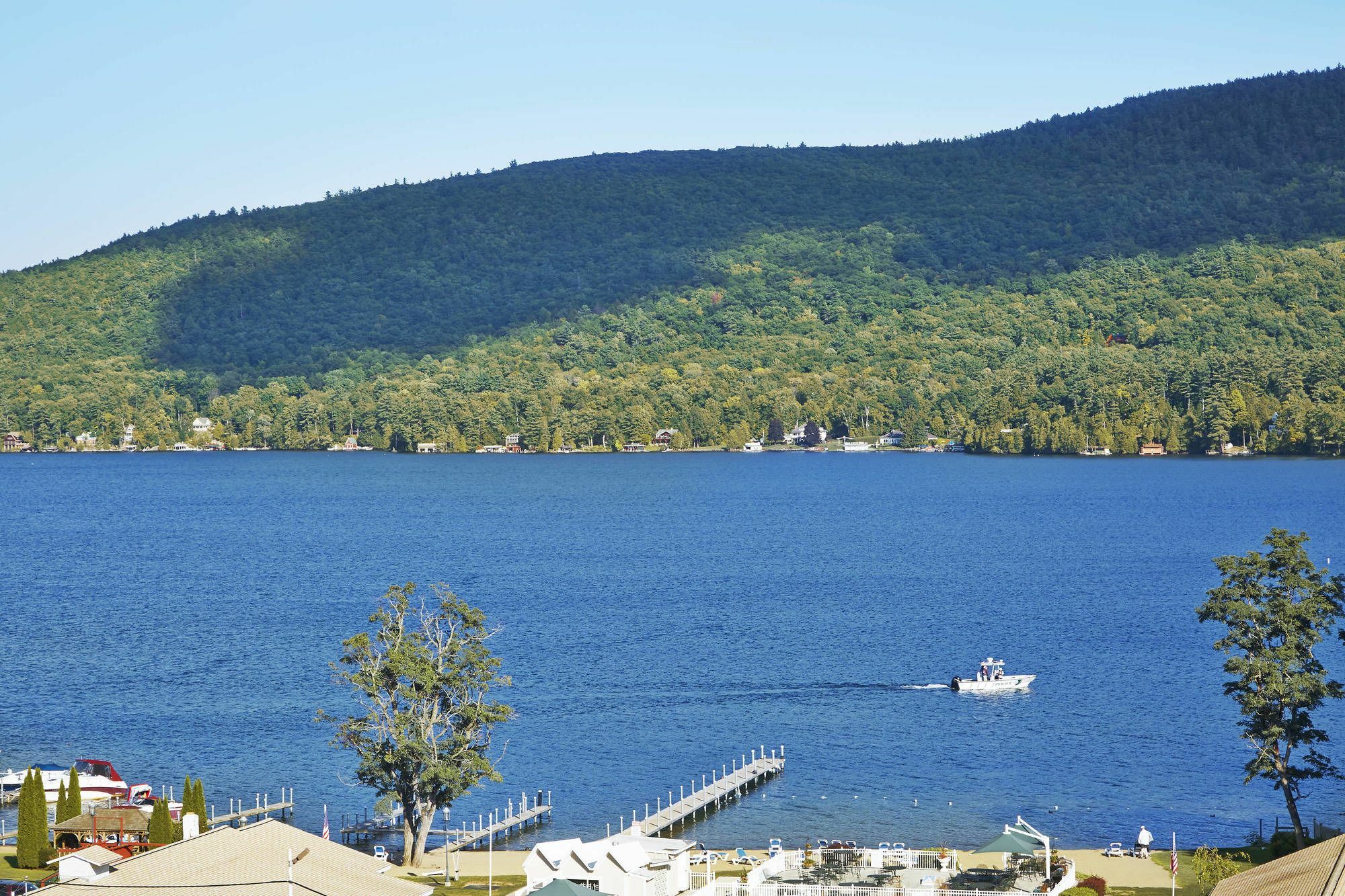 Courtyard By Marriott Lake George Buitenkant foto